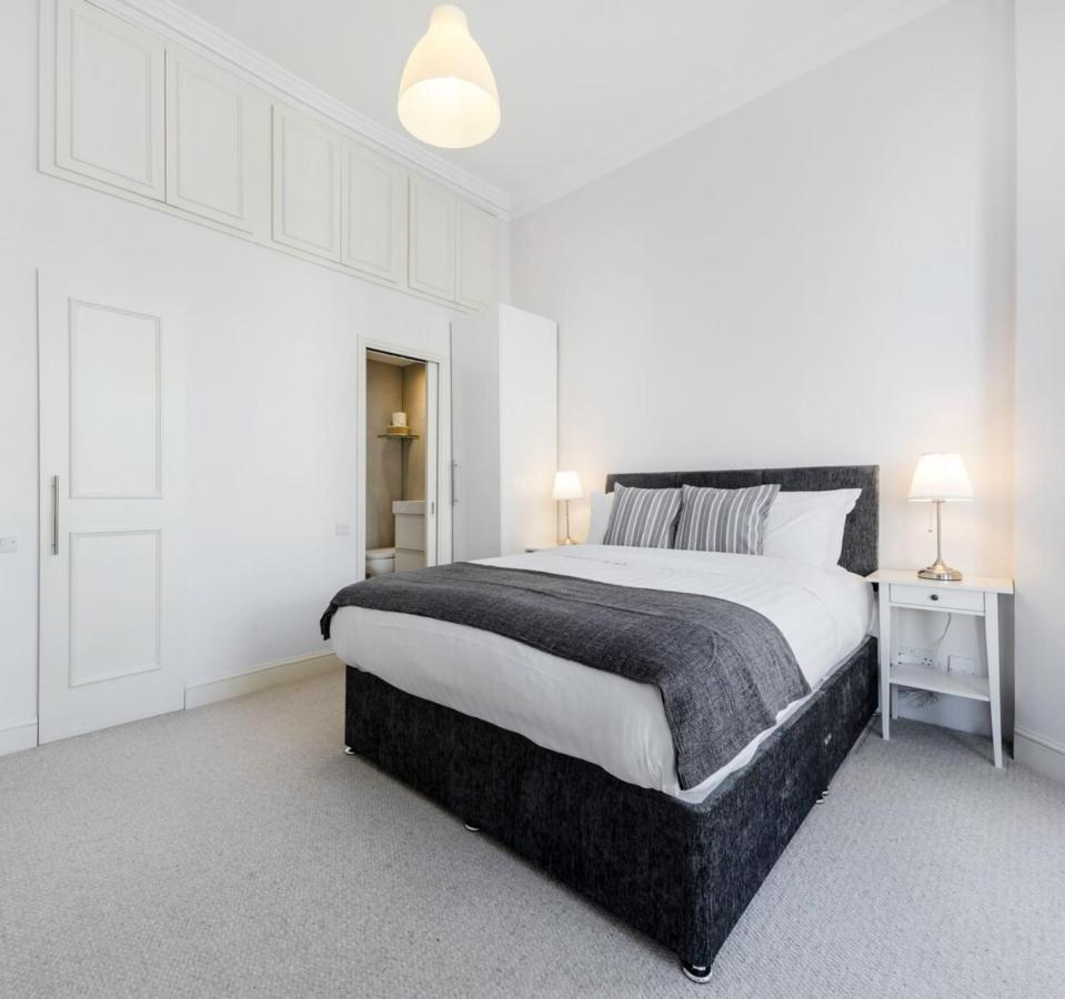 Elegant Earl'S Court 2 Bedroom Flat Just 4 Minutes From Tube Лондон Экстерьер фото